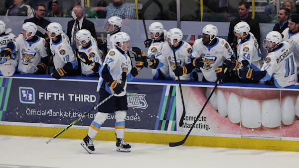 Bednar gets 4th shutout of the season in win against Florida